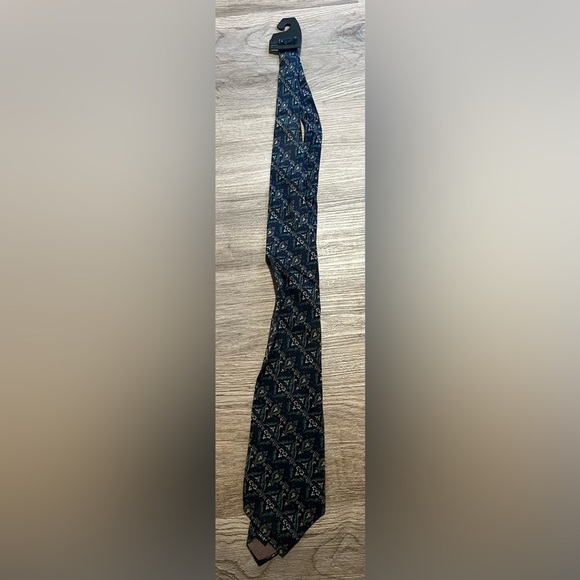 Dior Other - Christian Dior Monsieur Fleur-de-lis pattern Tie
